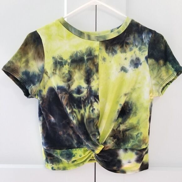 Supernova tie dye twist front top - Picture 4 of 7